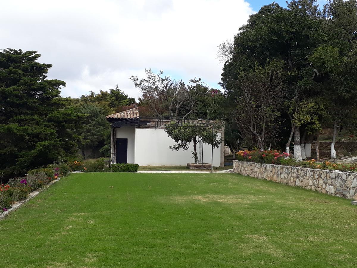 Hacienda Villa Victoria Boutique コミタン・デ・ドミンゲス エクステリア 写真